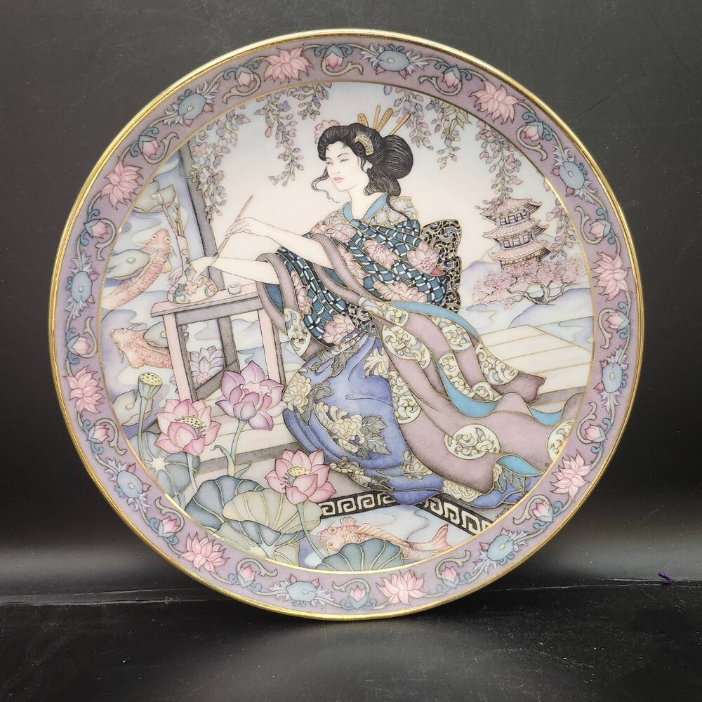Lotus Blossom Maiden Franklin Mint Royal Doulton Bone China Plate Gold HA5082